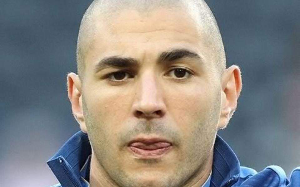 نجم ريال مدريد بنزيمة : سأزور بلدي الجزائر قريباً - موقع رام الله الإخباري نجم ريال مدريد بنزيمة : سأزور بلدي الجزائر قريباً - موقع رام الله الإخباري