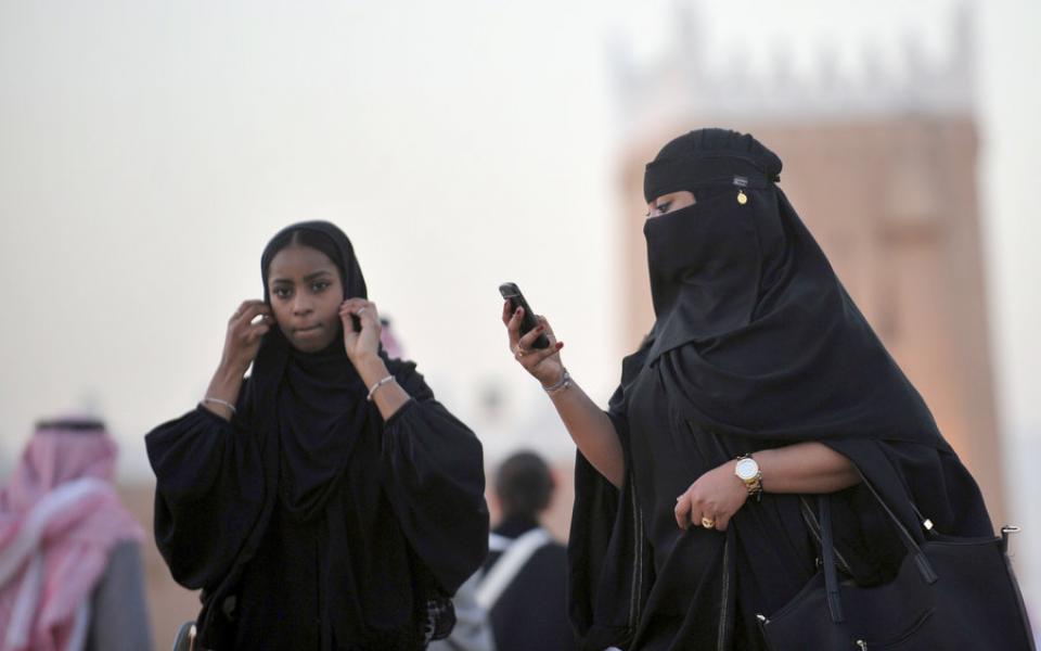 السعودية تسمح للمرة الأولى بحضور السيدات حفلاً فنياً - موقع رام الله الإخباري السعودية تسمح للمرة الأولى بحضور السيدات حفلاً فنياً - موقع رام الله الإخباري