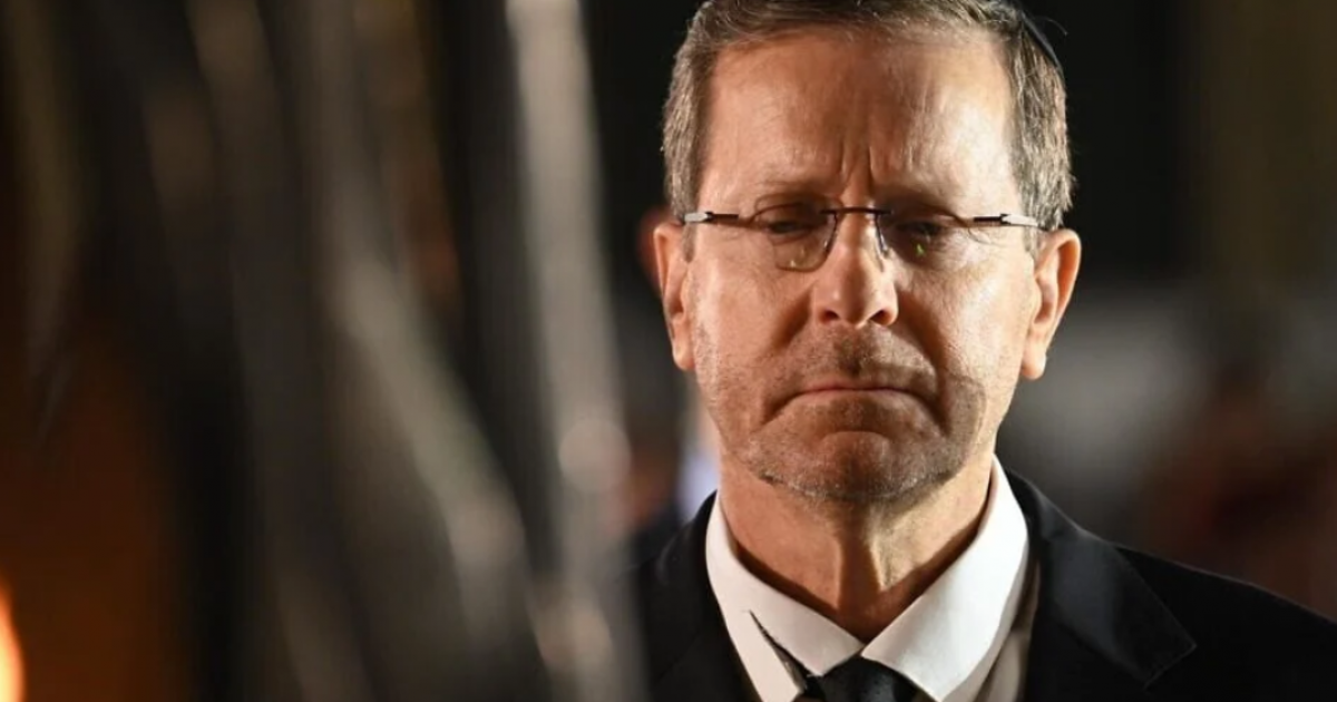 هرتسوغ يصل كازاخستان عبر مسار التفافي لتجنّب الأجواء التركية