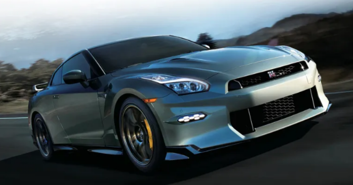 زلزال ياباني على الأبواب.. عودة "جودزيلا" في ثوب نيسان R36