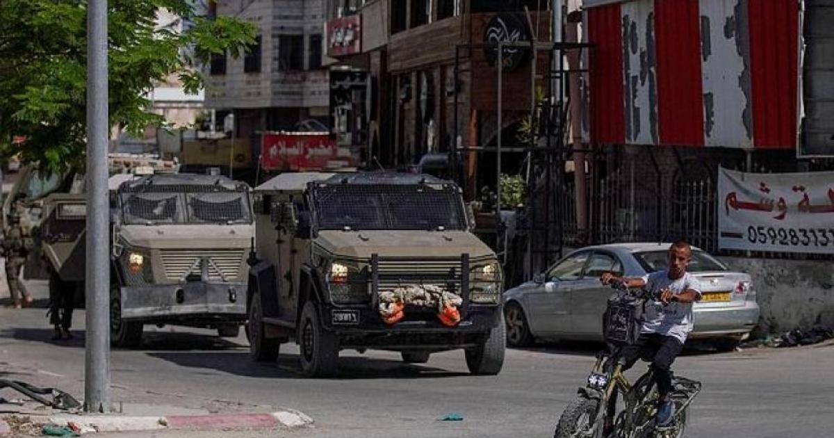 الاحتلال يواصل إغلاق مداخل طرق في حوسان غرب بيت لحم