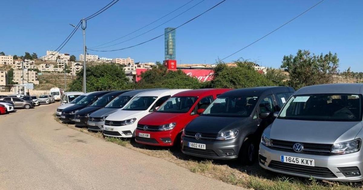 النقل تعلن آلية خصم رسوم الترخيص من مستحقات الموظفين والمتقاعدين