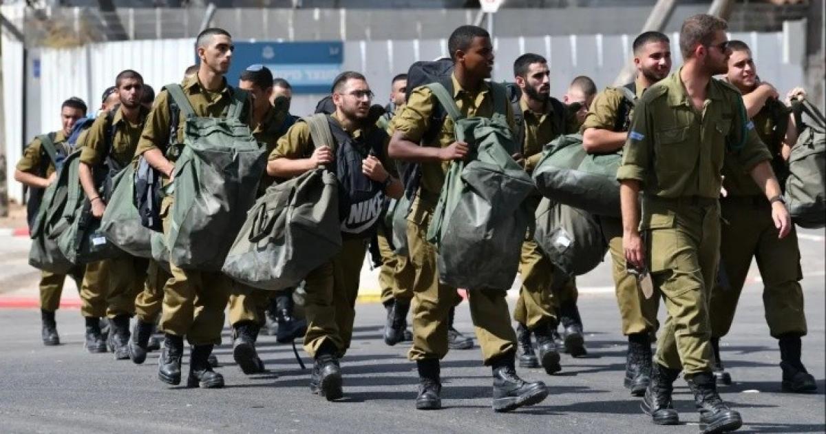 الجيش الإسرائيلي يحذر: الآلاف يتهربون من التجنيد.. و80 إلى 90 ألف على الطريق