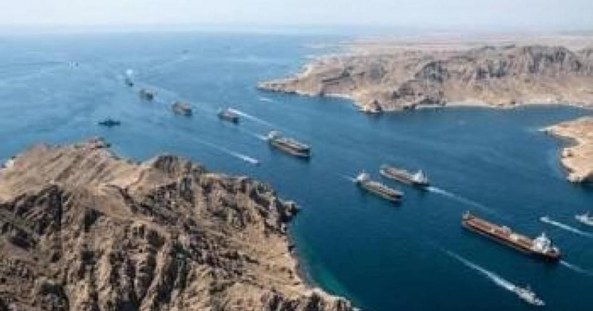 الأمم المتحدة تُحذر: 20 ألف بحار معرضون لخطر مباشر بمضيق هرمز