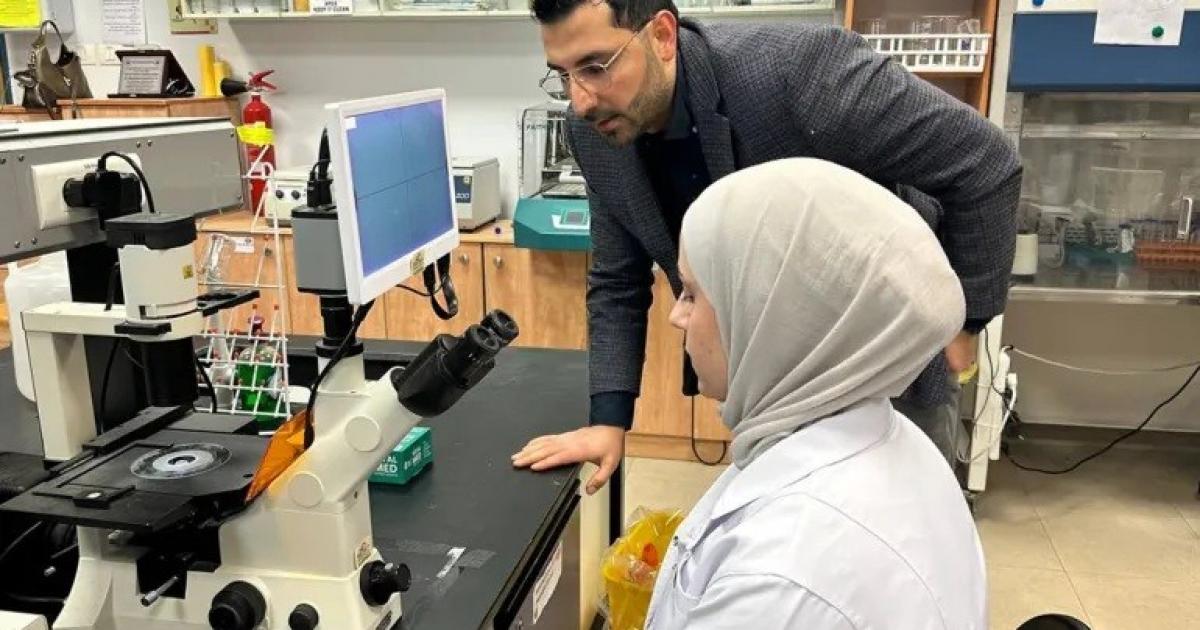 طالبة في جامعة النجاح الوطنية تحقق انجازات علمية لافتة وغير مسبوقة