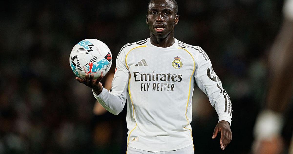 انتكاسة جديدة لميندي تبعده عن ريال مدريد لعدة أشهر