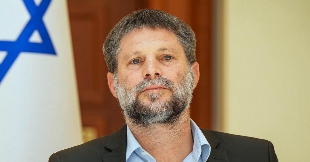 سموتريتش: علينا تدمير 100 مبنى في بيروت مقابل كل مُسيرة