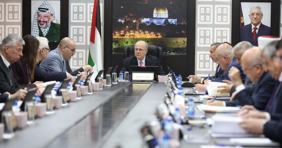 الحكومة الفلسطينية تُصدر حزمة قرارات جديدة خلال جلستها الأسبوعية