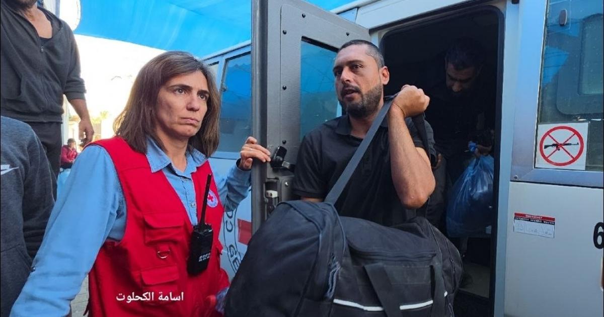الاحتلال يفرج عن 7 معتقلين من قطاع غزة
