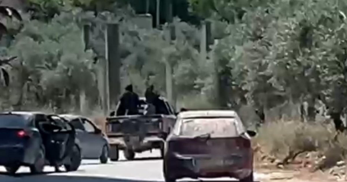 9 اصابات وسرقة مركبات وأغنام خلال هجوم للمستوطنين على حوارة