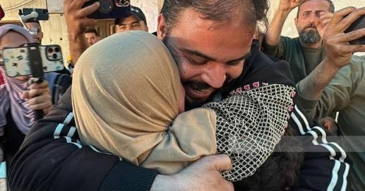 الإفراج عن 12 أسيرًا من قطاع غزة