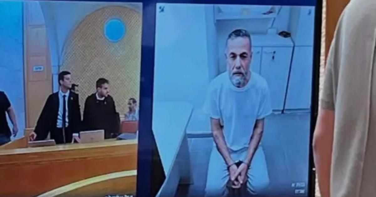 ستوكهولم.. ناشطون يتظاهرون تضامنًا مع الطبيب أبو صفية