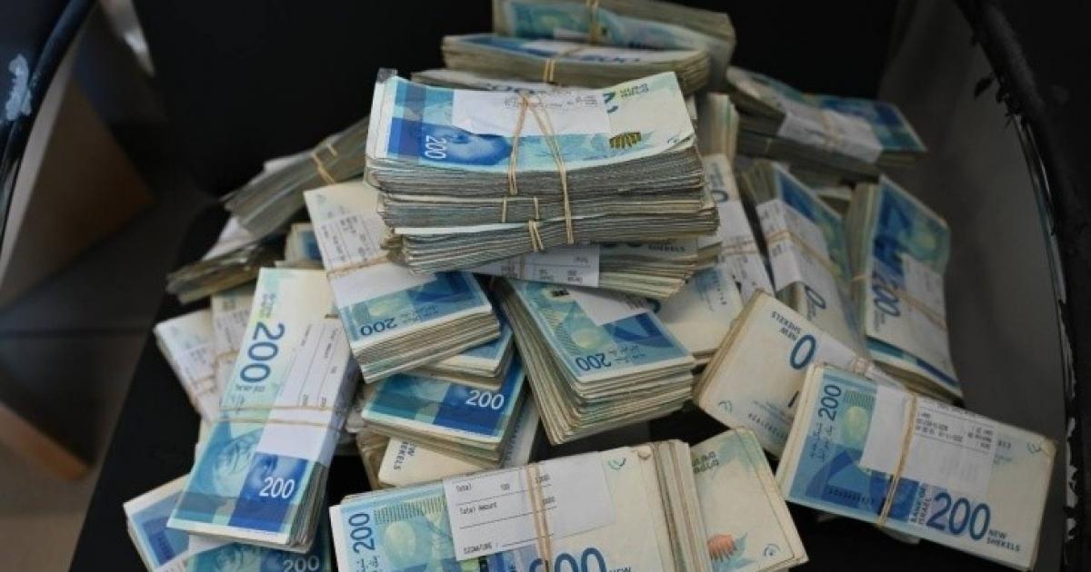 نصار نصار يقترح قرضاً بـ18 مليار شيكل بضمان دول مانحة أو عربية لمعالجة أزمة السيولة