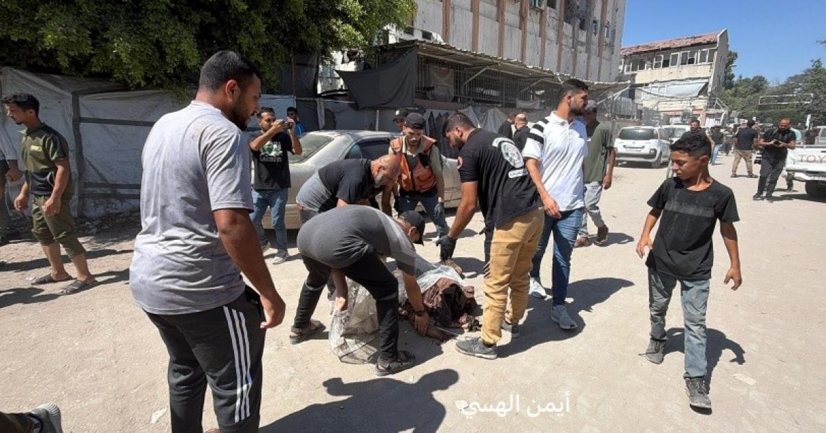 10 شهداء واكثر من 15 اصابة بقصف مقر قيادة شرطة البلديات بغزة وشهيد بالنصيرات