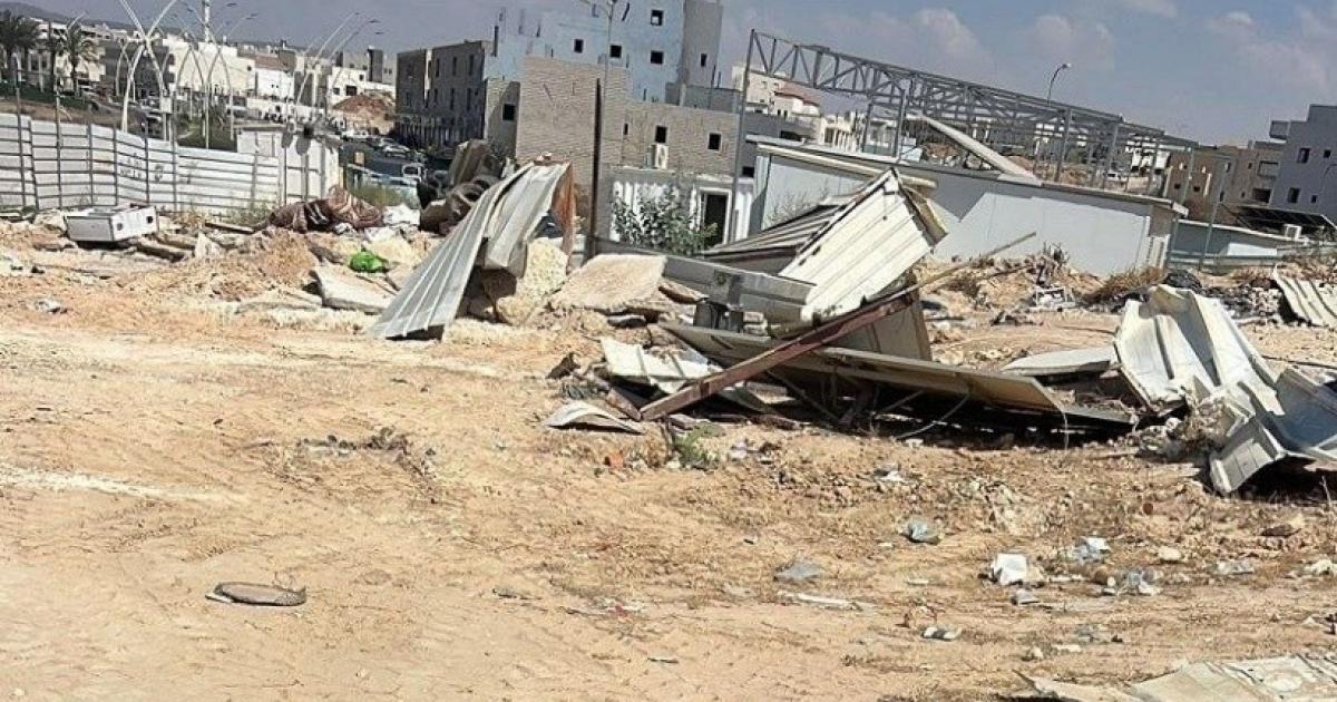 "إسرائيل" تهدم منازل في رهط بالنقب