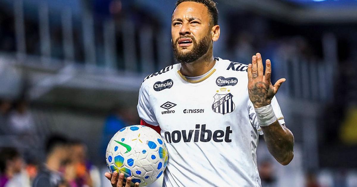 نيمار يؤجل قرار الاعتزال ووالده يؤكد استمراره في الملاعب