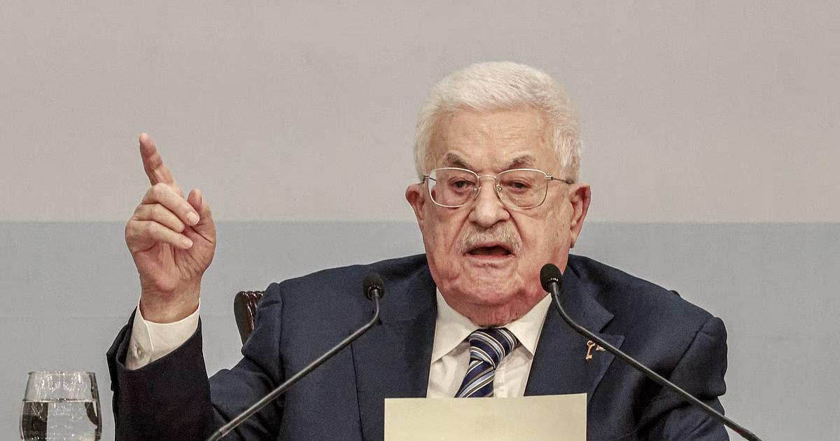 الرئيس : قطاع غزة جزء لا يتجزأ من اراضي دولتنا  ونحن باقون على ارضنا ولن نهاجر منها