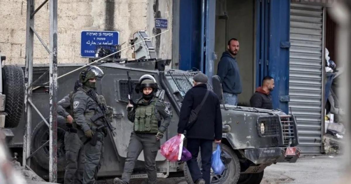 اقتحامات يتوسطها حملات اعتقال لمواطنين في الضفة والقدس