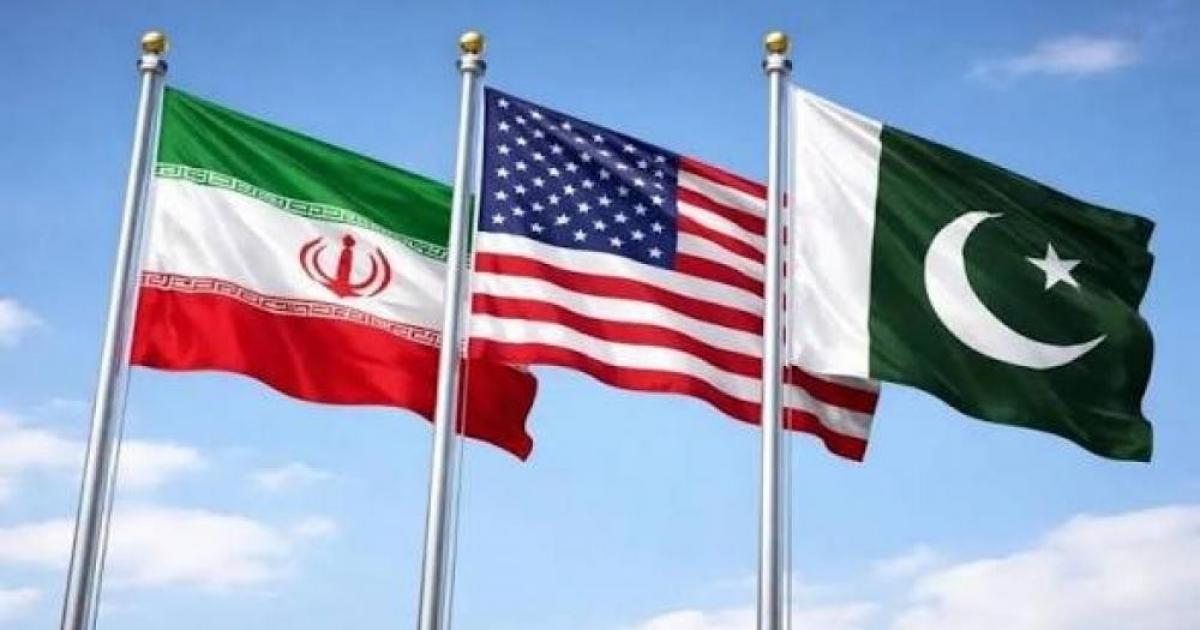 بوساطة عمانية.. مفاوضات متقدمة بين واشنطن وطهران حول هرمز وتخفيف العقوبات