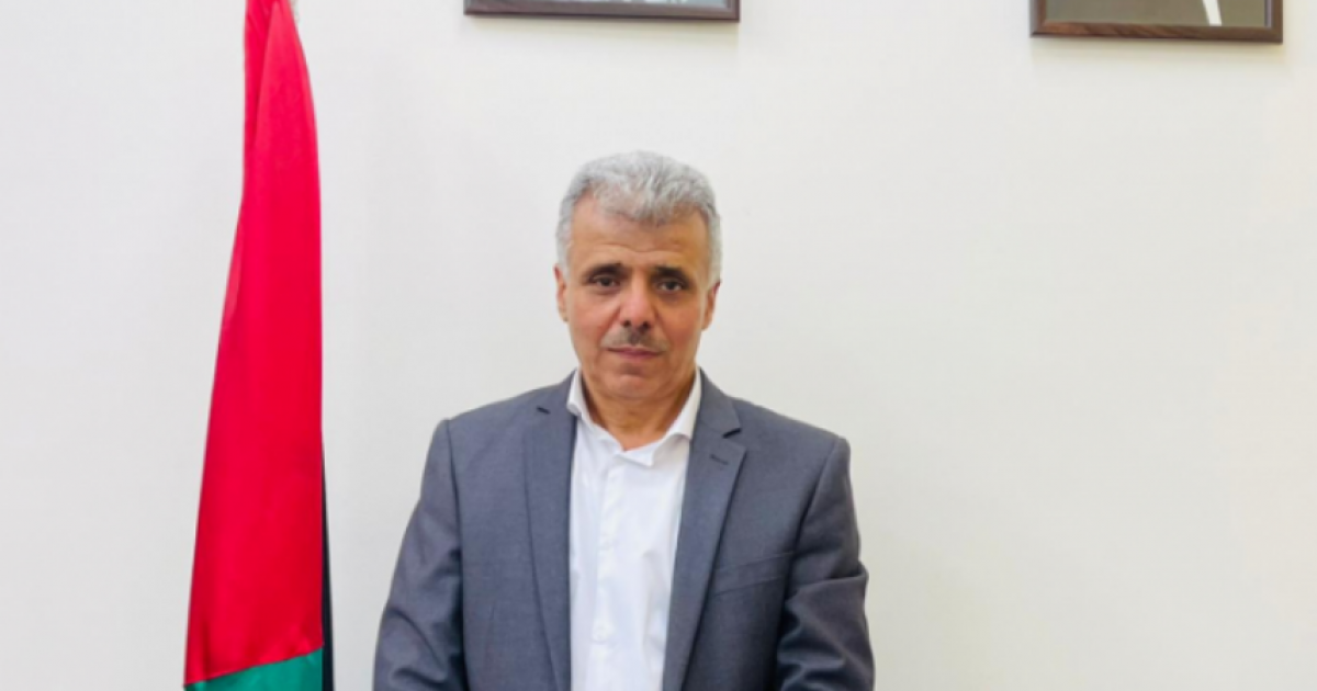 وزير التربية: لا نتجه إلى التعليم الإلكتروني، والكتاب المدرسي باقٍ