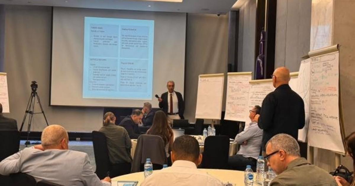 لجنة إدارة غزة تجهّز خطة عمل لتطوير مواقع الإسكان المؤقت للنازحين