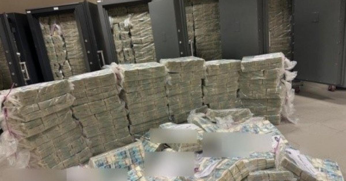 تقرير صادم للبنك الدولي: تكدس الشيكل في البنوك يهدد شريان الاقتصاد الفلسطيني