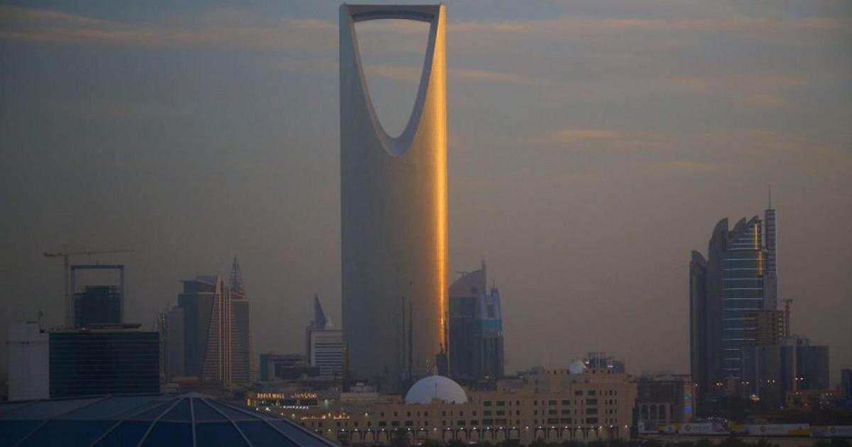 دوي انفجارات في الرياض وإنذارات مع تصاعد الهجمات الحوثية