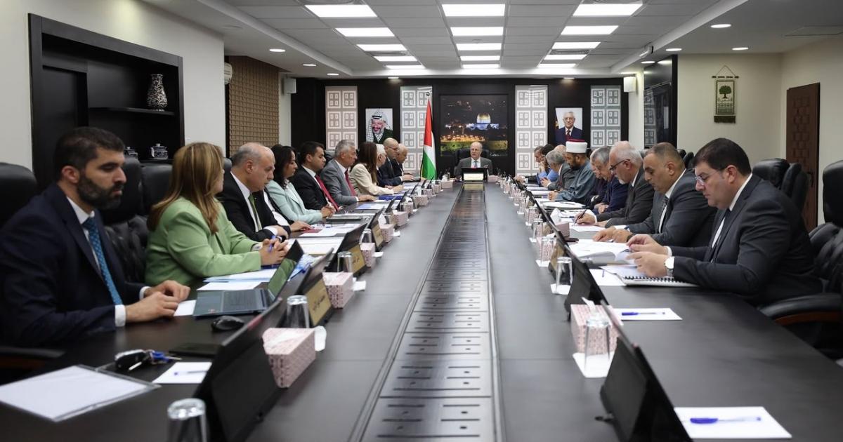 رئيس الوزراء يعلن اعتماد 66 تدخلاً عاجلاً لدعم المناطق المستهدفة يبدأ تنفيذها خلال أيام