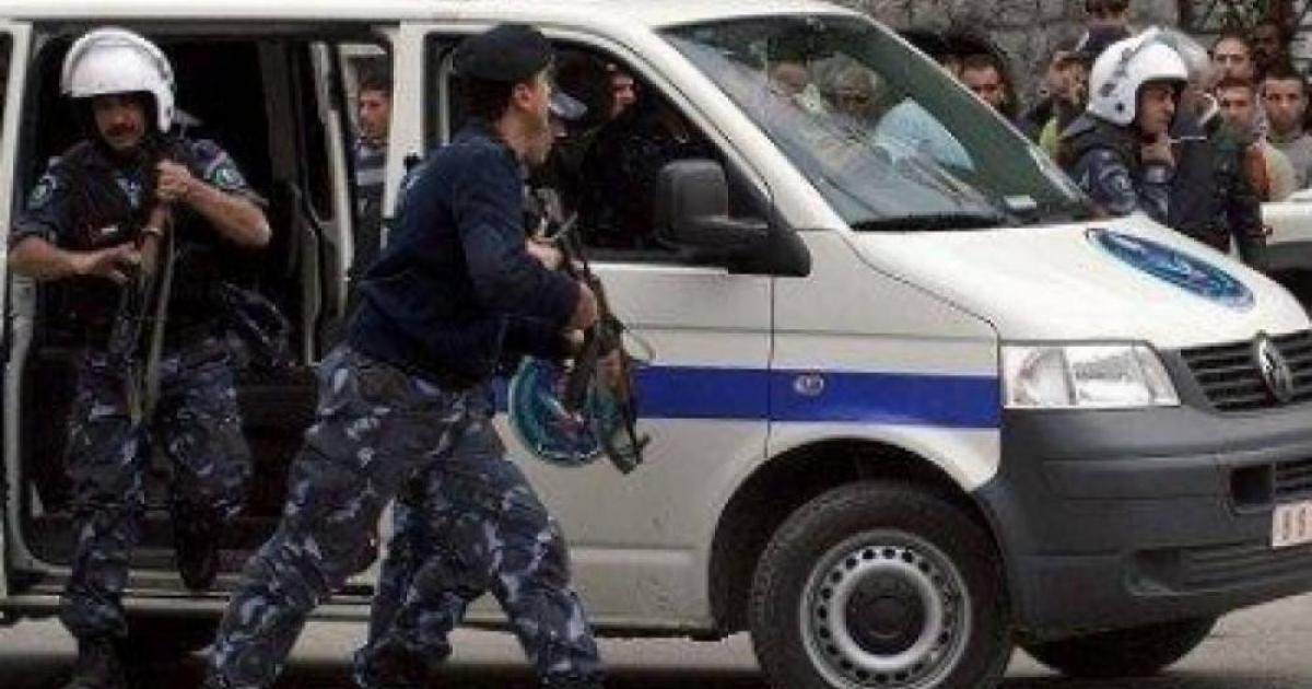 الشرطة تكشف ملابسات سرقة مصاغ ذهبي من منزل في رام الله