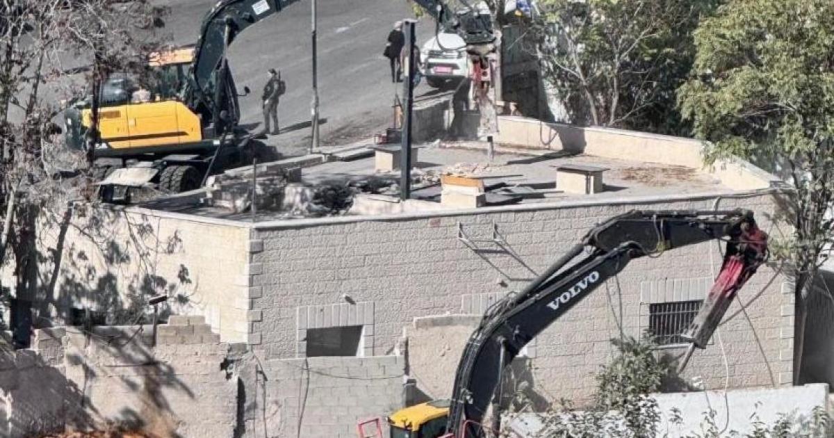 الاحتلال يهدم منزلا في سلوان جنوب المسجد الأقصى
