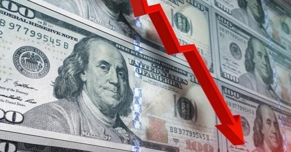 خبير اقتصادي يحذر من أزمة أشد خطورة من 2008