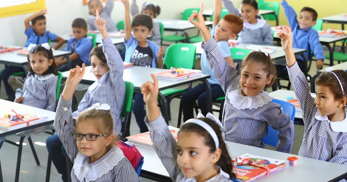 التربية تبدأ زيادة الدوام الوجاهي إلى 5 أيام للصفوف الأساسية