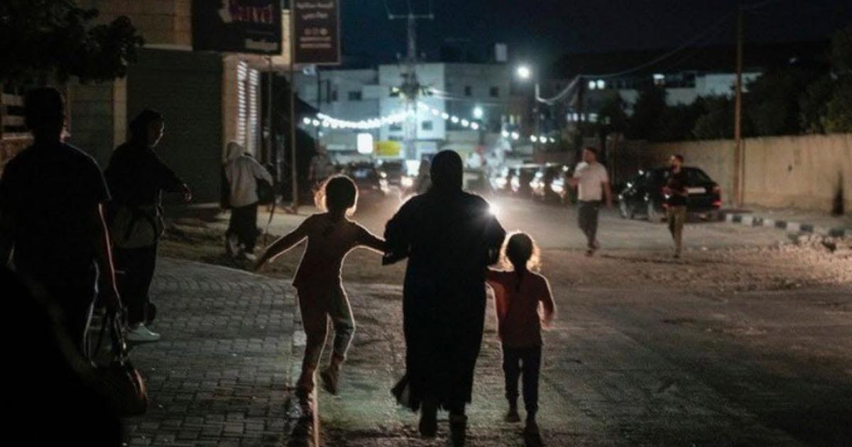 قادة المستوطنين واعضاء كنيست يطالبون بطرد الفلسطينين من الضفة وحل السلطة