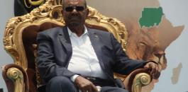 البشير يحل الحكومة السودانية 