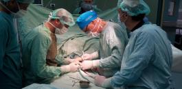 اجراء عملية جراحة في مستشفى فلسطيني