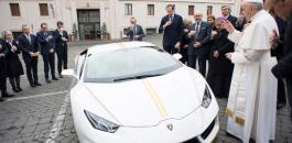 البابا يبيع سيارة لامبورجيني لبناء بيوت دمرها داعش