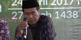 شاهد.. لحظة وفاة قارئ إندونيسي شهير أثناء تلاوته القرآن
