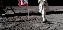 اول امريكي على القمر 
