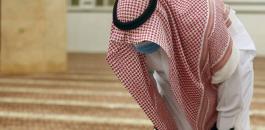 الصلاة في المساجد والقفازات والكمامة 