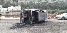 مستوطنون يضرمون النار بسيارتين في قرية اكسال
