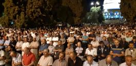 الآلاف يؤدون صلاة التراويح في رحاب المسجد الأقصى المبارك
