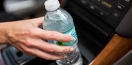 منظمة الصحة العالمية تحذر من مخاطر عبوات المياه البلاستيكية 