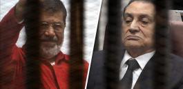 حسني مبارك ومحمد مرسي في المحكمة