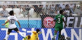 السعودية تحقق فوزاً قاتلاً على المنتخب المصري بالثواني الأخيرة