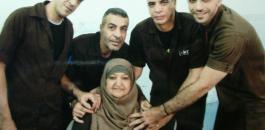 الاحتلال يسلم "خنساء فلسطين" والدة شهيد وأسرى مؤبدات من الأمعري قراراً بهدم منزلها