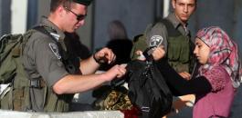 israeli-soldiers-checkpoint-palestinian-girl