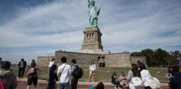 تمثال الحرية والمهاجرين 