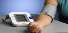 دراسة تحذر من قياس ضغط الدم بالمنزل