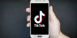تطبيق  TikTok  