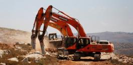 تجريف اراضي المواطنين جنوب نابلس